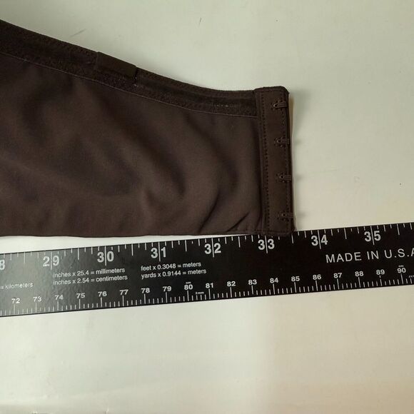 SKIMS Strapless Bra in Dark Brown - Picture 8 of 9